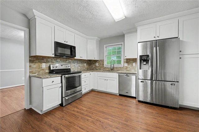 4732 Hickory Court SW, Lilburn, GA 30047
