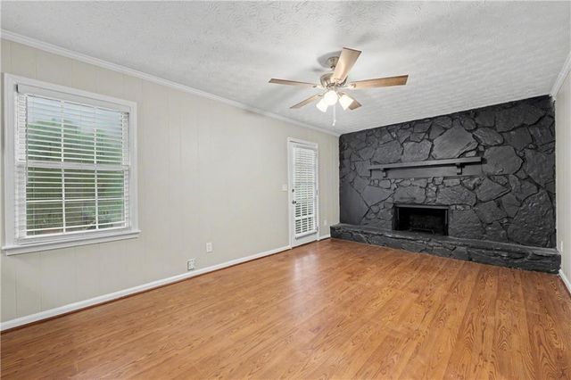 4732 Hickory Court SW, Lilburn, GA 30047