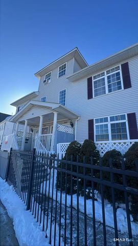 285 Waterview Avenue A, Bridgeport, CT 06608