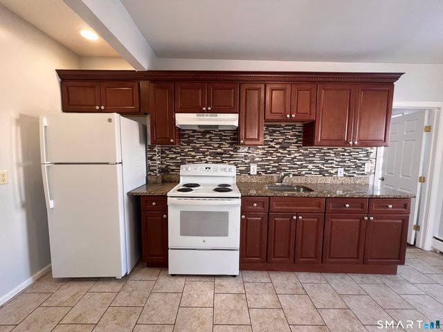 285 Waterview Avenue A, Bridgeport, CT 06608