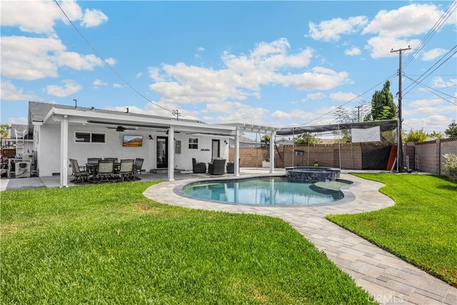 7571 El Caney, Buena Park, CA 90620