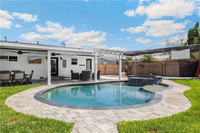 7571 El Caney, Buena Park, CA 90620
