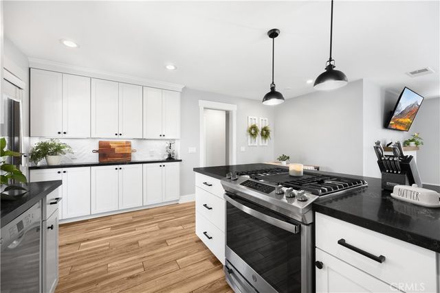7571 El Caney, Buena Park, CA 90620