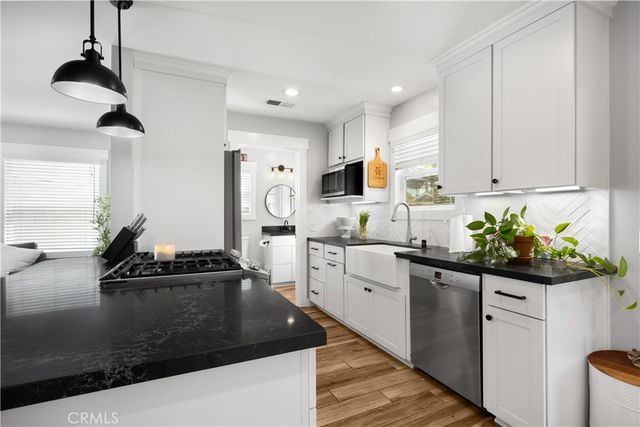 7571 El Caney, Buena Park, CA 90620