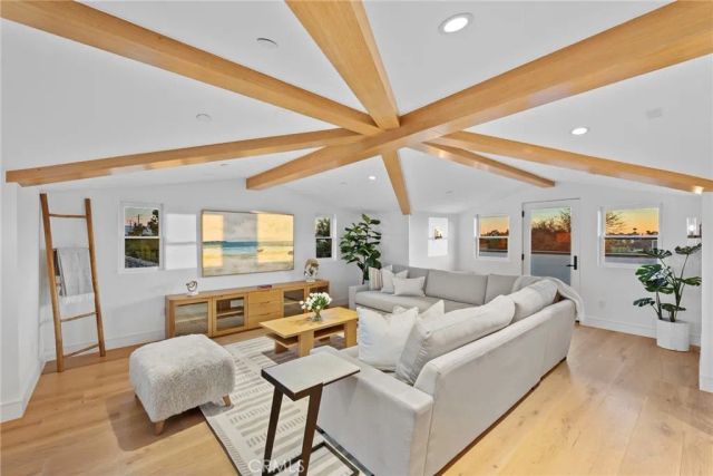 20462 Santa Ana Ave H, Newport Beach, CA 92660