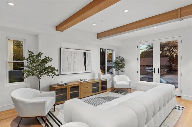 20462 Santa Ana Ave H, Newport Beach, CA 92660