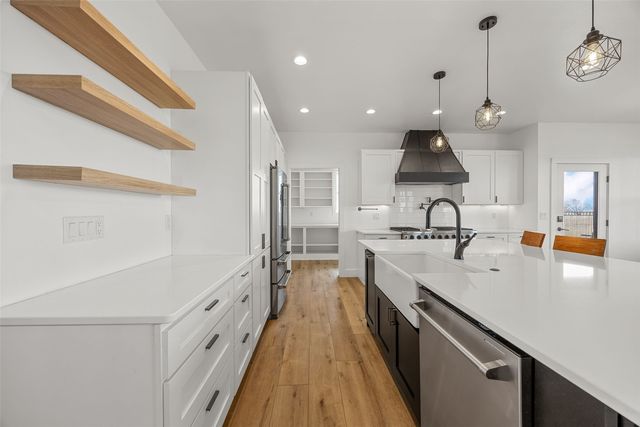 1114 Towne Centre Court, Urbana, IA 52345