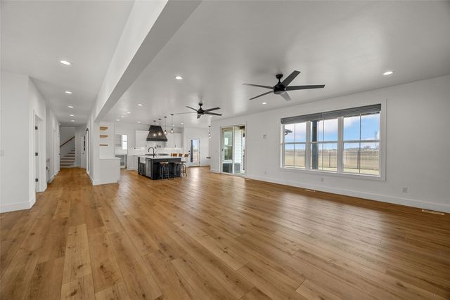 1114 Towne Centre Court, Urbana, IA 52345