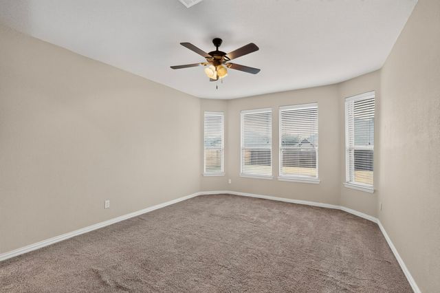 111 Thoroughbred Street, Waxahachie, TX 75165