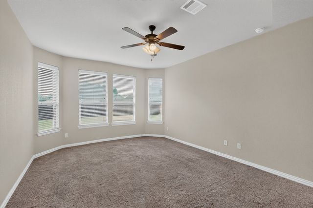 111 Thoroughbred Street, Waxahachie, TX 75165