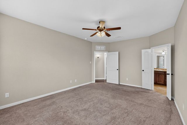 111 Thoroughbred Street, Waxahachie, TX 75165