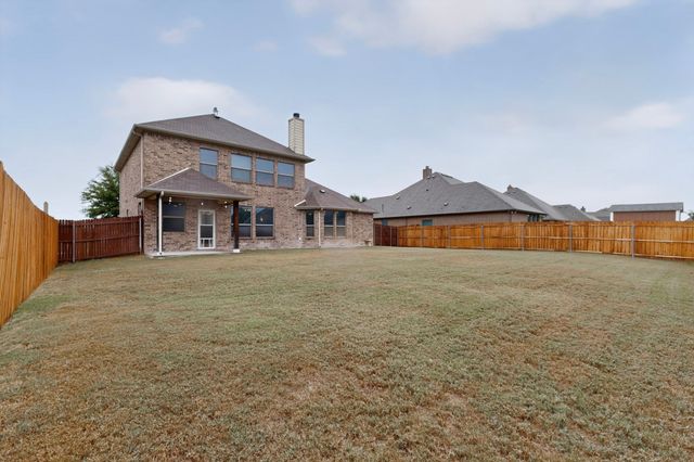 111 Thoroughbred Street, Waxahachie, TX 75165