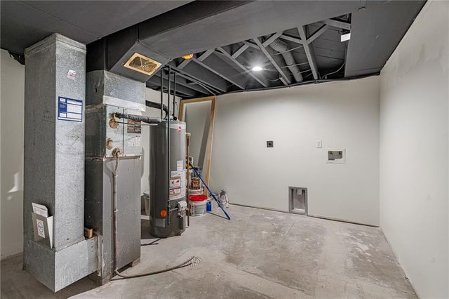 6111 W 58th Street, Mission, KS 66202