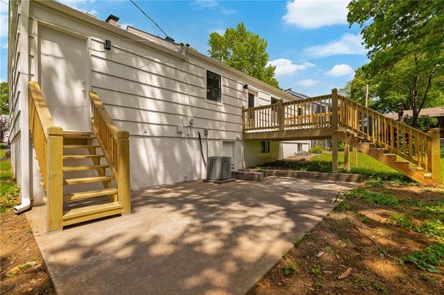 6111 W 58th Street, Mission, KS 66202
