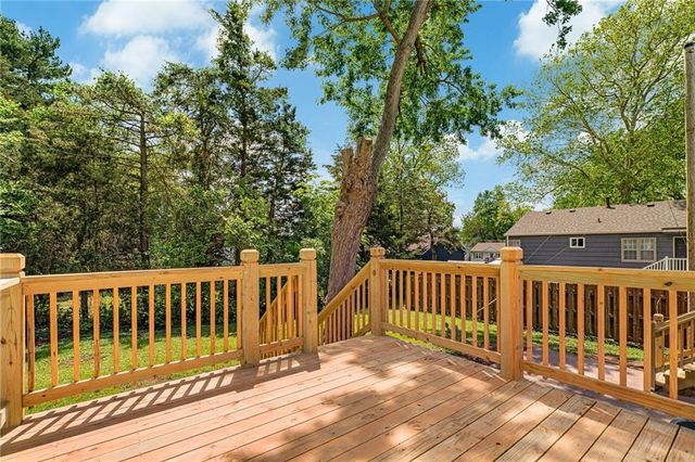 6111 W 58th Street, Mission, KS 66202