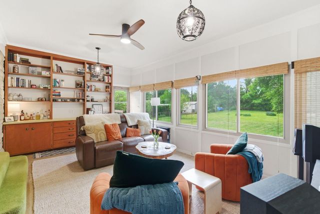 236 Greenbriar Road, Lexington, KY 40503