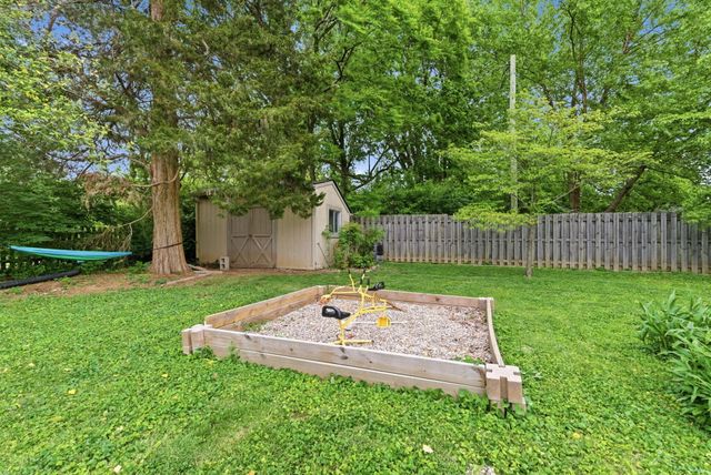 236 Greenbriar Road, Lexington, KY 40503