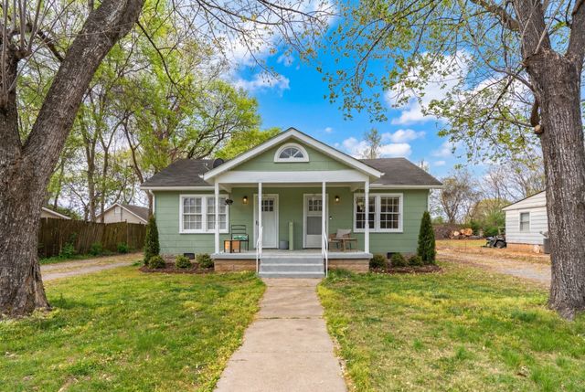 915 Leaf Ave, Murfreesboro, TN 37130