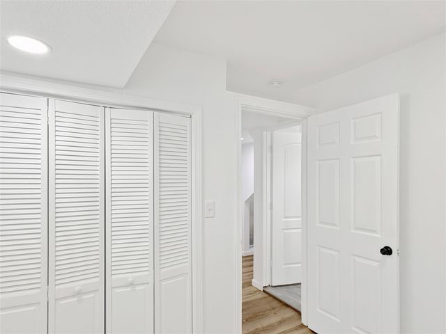 2413 SE 8th Street, Des Moines, IA 50315