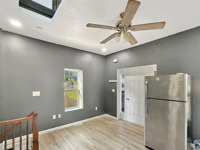 2413 SE 8th Street, Des Moines, IA 50315