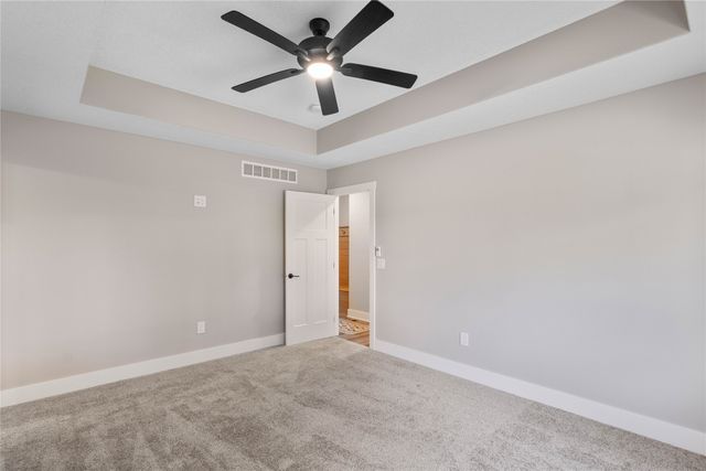 6646 NE 9th Court, Des Moines, IA 50313