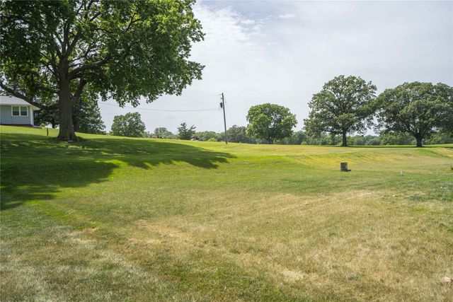 6646 NE 9th Court, Des Moines, IA 50313