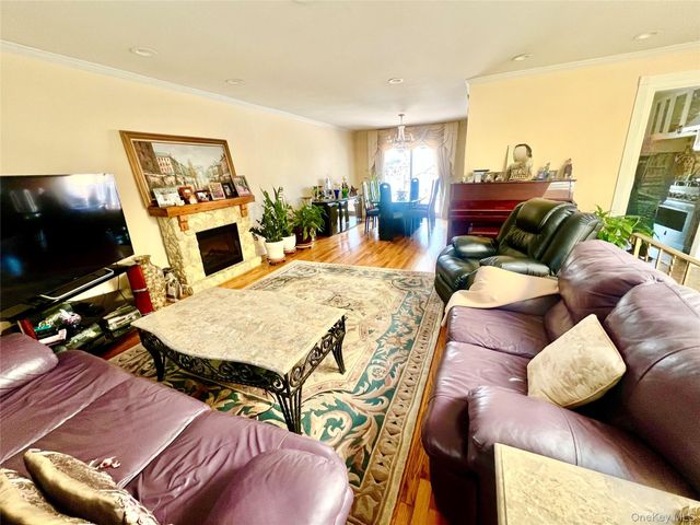 1026 Dartmouth Lane, Woodmere, NY 11598