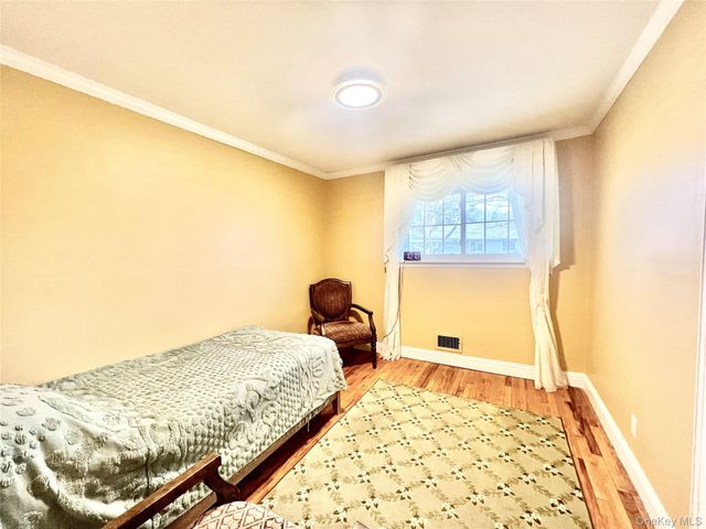 1026 Dartmouth Lane, Woodmere, NY 11598