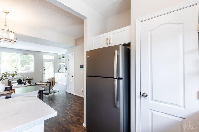 6505 Silverfox Drive, Cincinnati, OH 45230