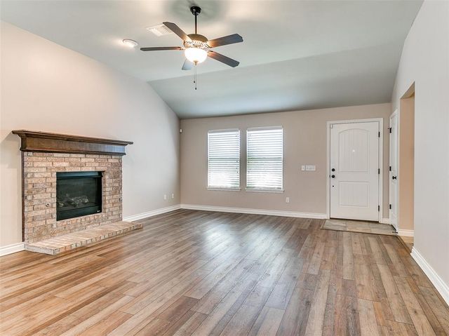 2713 NW 189th Street, Edmond, OK 73012