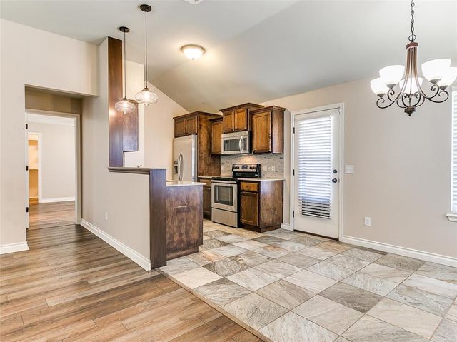 2713 NW 189th Street, Edmond, OK 73012