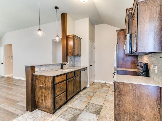 2713 NW 189th Street, Edmond, OK 73012