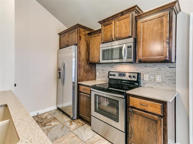 2713 NW 189th Street, Edmond, OK 73012