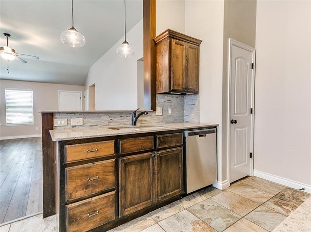 2713 NW 189th Street, Edmond, OK 73012