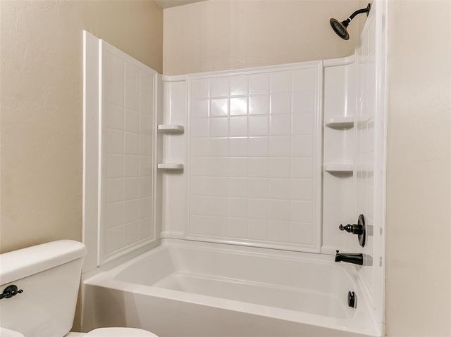 2713 NW 189th Street, Edmond, OK 73012