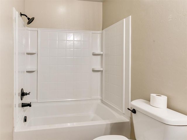 2713 NW 189th Street, Edmond, OK 73012