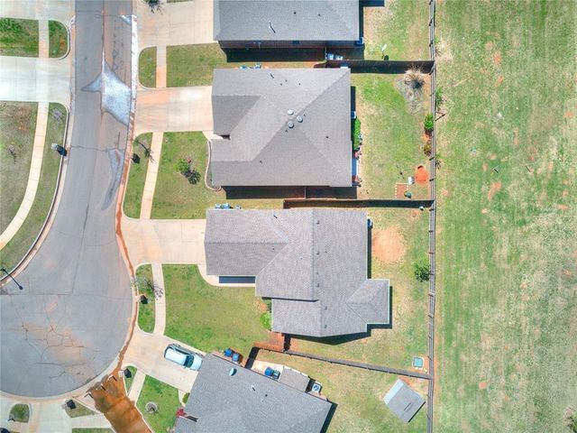 2713 NW 189th Street, Edmond, OK 73012