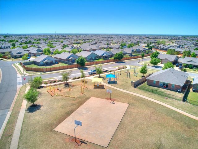 2713 NW 189th Street, Edmond, OK 73012