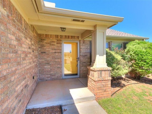 2713 NW 189th Street, Edmond, OK 73012