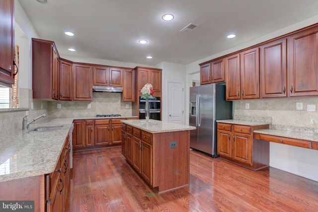 43185 TANDRIDGE WAY, Ashburn, VA 20148