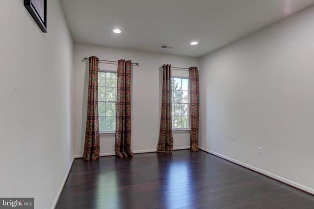 43185 TANDRIDGE WAY, Ashburn, VA 20148
