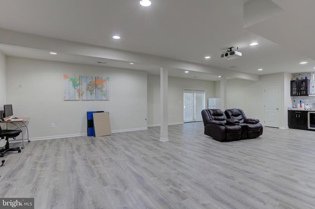 43185 TANDRIDGE WAY, Ashburn, VA 20148