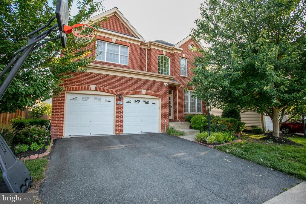 43185 TANDRIDGE WAY, Ashburn, VA 20148