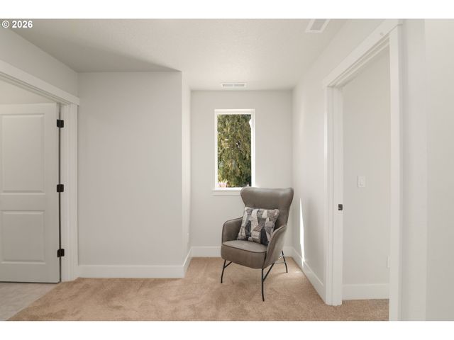 2537 Bourbon St, Forest Grove, OR 97116