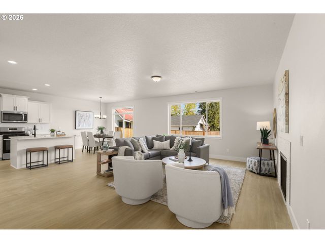 2537 Bourbon St, Forest Grove, OR 97116