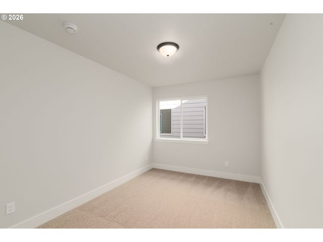 2537 Bourbon St, Forest Grove, OR 97116