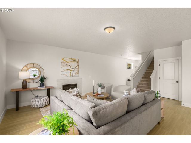 2537 Bourbon St, Forest Grove, OR 97116