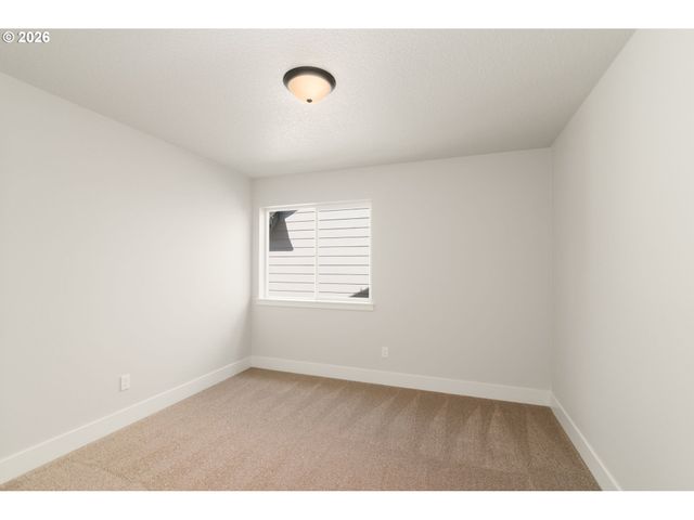 2537 Bourbon St, Forest Grove, OR 97116