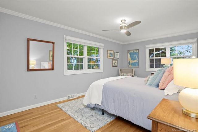 245 Unquowa Road APT 129, Fairfield, CT 06824