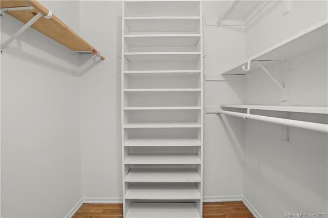 245 Unquowa Road APT 129, Fairfield, CT 06824